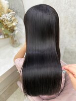 ラビス(Lovis) くびれヘア/ハイライトカラー/アプリコットオレンジ