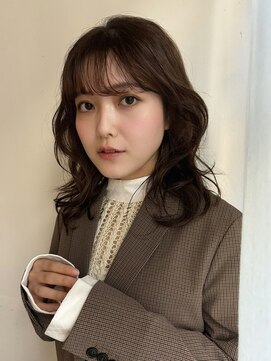 フリッカ(FLYCKA) 艶ブラウンカラー×ミディアムレイヤー