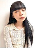 黒髪ロングぱっつんワイドバング地毛風ストレートサラ艶髪