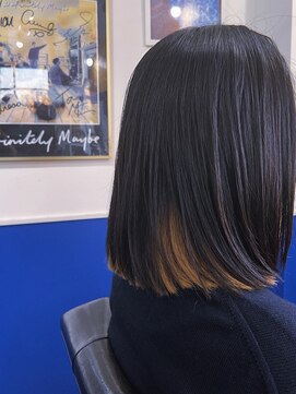 オーダー:肩くらいでシンプルにカットして