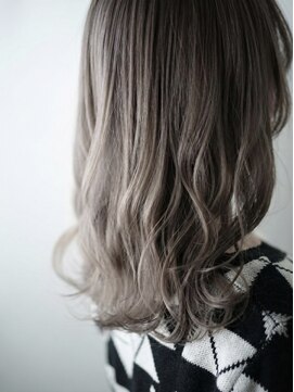 ニコリヘアワークス(nicori hair works) セミロング×ミルクティーベージュ3