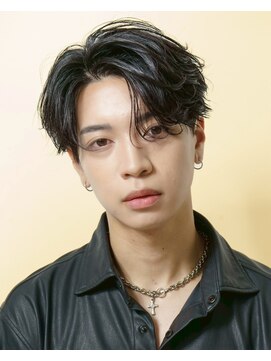 アイトーキョープラスシー 横浜(AI TOKYO+Sea) MEN’S横浜/センターパート/フェザーパーマ/毛流れパーマ/高島町