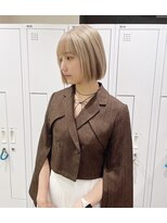 チェレ ブラン 堺東店(Chere brun) 大人ミニボブ×ミルクティーベージュダブルカラー×ワンレンボブ