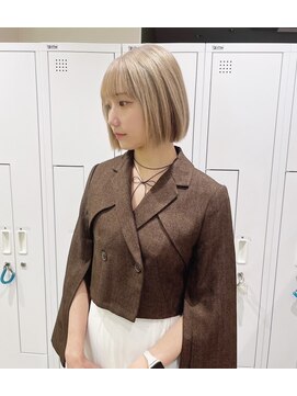 チェレ ブラン 堺東店(Chere brun) 大人ミニボブ×ミルクティーベージュダブルカラー×ワンレンボブ
