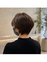 ニチカ(NYCHIKA)&nbsp;30代40代人気◎若見えヘア｜丸み骨格補正ショートボブ