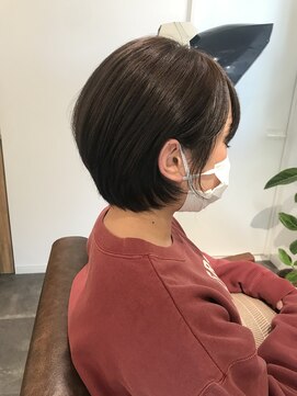 ヘアーサロン コモレビ(Komorebi.) ショート