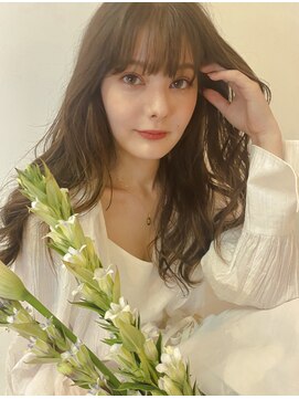 モイシェン(mauschen) ロングレイヤースタイル