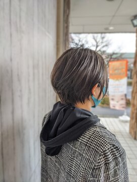 ラテ(latte) ショート×ブルーアッシュ