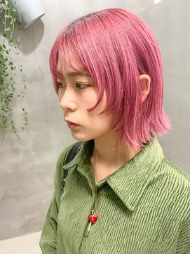 テトヘアー(teto hair) ボブウルフ、顔周りウルフ、ピンクパープル、外はね