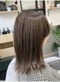 さりげない小慣れ感のある大人もミディアムスタイル☆