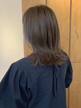 エニエンメイクス 立川(ENIEN MAKE'S) ミディアム/艶髪/Aujua/暗髪/赤み消しカラー1-2