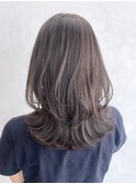 ナチュラルミディアムレイヤー_斜めバング_ba461063