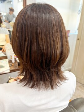 マリアバイアフロート(Maria by AFLOAT) 【山田】ばっさりカットくびれレイヤーボブディ