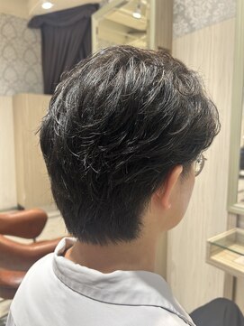 ビス リアン 川口店(Vis lien) メンズカット／メンズパーマ／センターパート／韓国
