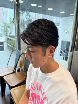 ヘアーアンドメイク ビス(HAIR&MAKE bis) センターパート【山崎ほのか】