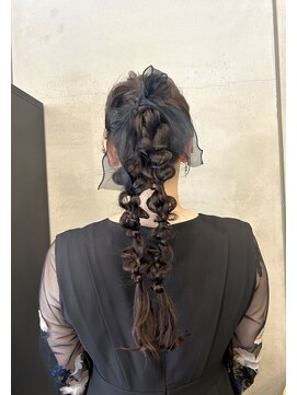 リアス ヘアデザイン(rias) ツイン編みおろし