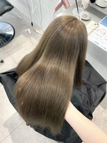 オニキス(ONYX)&nbsp;ブリーチカラー×オリーブベージュ【aya指名】