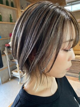 イー(E) ハイライトカラー