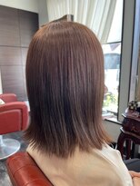 クロエ バイ ラヴィズム 小針店(CLOE by LUVISM)&nbsp;外ハネ切りっぱなし