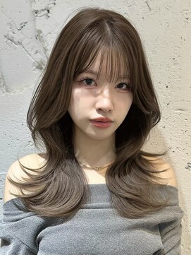 ライン(LINE) 韓国風/レイヤー/小顔/前髪カット/髪質改善/グレージュ/透明感
