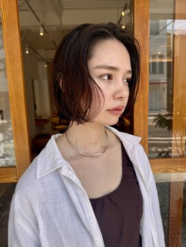 キヨイ(kiyoi) クセを活かしたナチュラルウェーブボブ