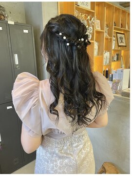 リタ 枚方(Rita) 冬デート◎大人可愛いハーフアップ結婚式20代30代