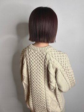 ボブスタイル/ぱっつんボブ/ピンクブラウンカラー