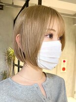 エリマバイフィフス 調布(elima by fifth) 調布イルミナカラーレイヤーボブウルフショートカットベージュ