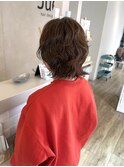 ココアブラウンのくびれショートウルフ×ニュアンスパーマ