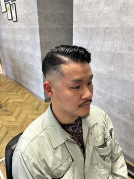 ザ ハレ 問屋町店(THE HALE'S) スキンフェード七三