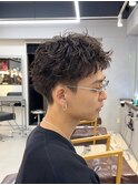 ルーズショートスパイキーショートツーブロック刈り上げ短髪