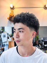 ミスターマウントロックバーバーショップ(MR.MT.ROCK BARBER SHOP) テーパーフェード ピンパーマ