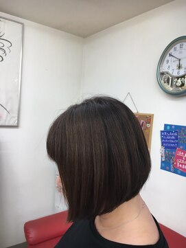 ヘアメイク リーフ 茂原店(HAIRMAKE Leaf) うるツヤ♪前下がりボブ