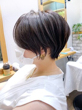 アヴァロン(AVALON) 【30代40代】絶壁解消×イルミナカラー×大人ショート永田カズヤ