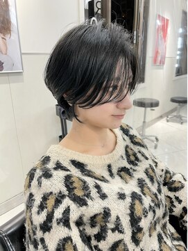 ヴェイン 渋谷(vain) クールショート/ハンサムショート/ダークアッシュ/前髪なし/渋谷