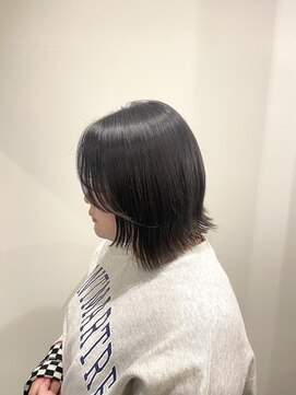ユニコ(unico) 切りっぱなしボブ/ぷつっとカット/顔まわりレイヤー