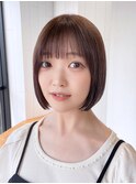 ショートボブ_レッドブラウンハッシュカットフルバング_ba472101