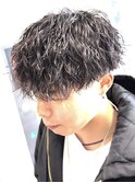 ツイストスパイラルパーマメンズマッシュセンターパート横浜西口