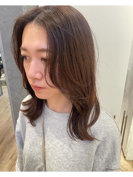 フェイスデコ アヴェダ セカンド(FACE DECO AVEDA/2nd) ミディアムレイヤー × 前髪パーマ