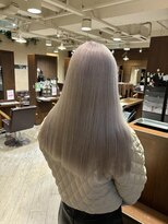 リー ヴィータ 上新庄(Lee Vita)&nbsp;ホワイトカラー/ブロンド/ハイトーン/20代