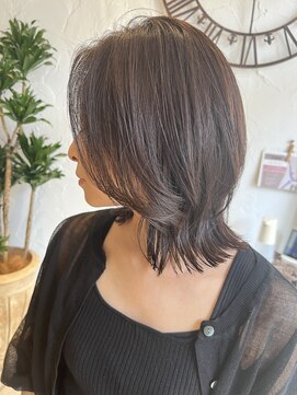 ルーツヘアーガーデン(Roots hair garden) くびれミディ　韓国ヘア　.レイヤーカット　ミディアムレイヤー