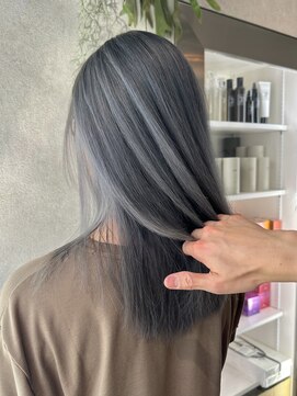 ゼスト クレス(ZEST Cres) 【立川CRESまなと】ツヤツヤシルバーカラー