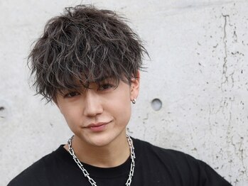 アーバンスタジオトウキョウ 下北沢店(URBAN STUDIO TOKYO)の写真/【下北沢駅徒歩1分】幅広い層の男性から支持される実力派サロン★再現性の高いカットでON、OFFもキマる！