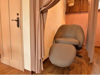 ヘアーエダ(hair eda.)の写真/オーガニックスパで、髪も心も癒されて…♪日頃の疲れをリフレッシュしませんか？頭皮から健康的な美を…。