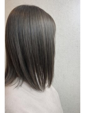 ヘアーステージ アール(hair stage R) 赤み消しグレージュミディ