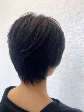ルーファス 恵比寿 渋谷(Ruufus) 40代50代60代　軽めショート2605