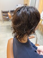 ラーゴム(Lagom)&nbsp;無造作パーマウルフ