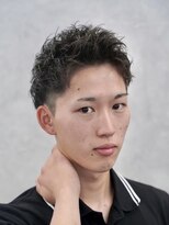 トラスト ザ バーバー 東京駅日本橋店(TRUST the Barber) アップバングショート/パーマスタイル