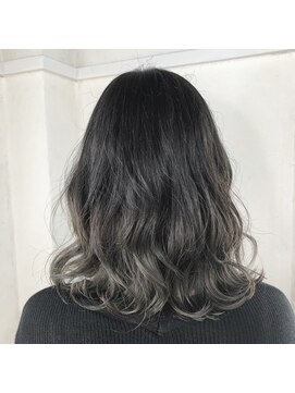 アンフィドットドゥルドゥ(AnFye.dueldo) 【AnFye.dueldo 】サファイアグレー  ×  波巻き