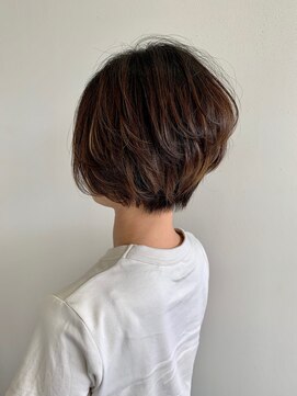 コアフィールみま 鴨島店 ハイライト×ショートスタイル